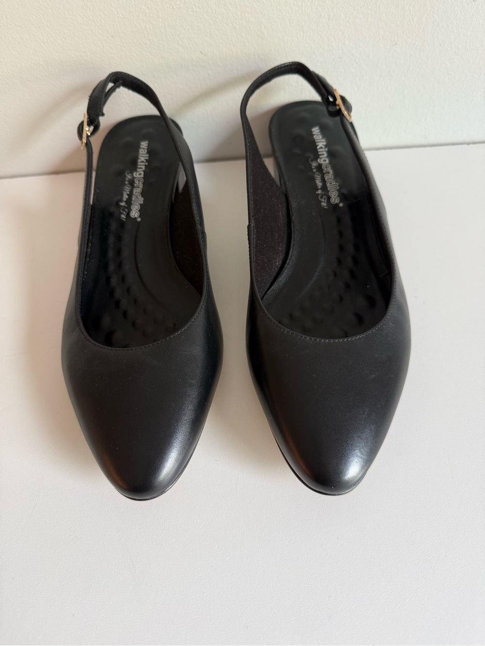 Women’s Classic black leather slingback pumps by Walking Cradles in size 10 Wide